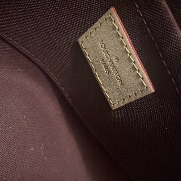 Favotite mm like new in box - Picture 7 of 7